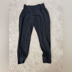 Athleta Black Salutation Jogger